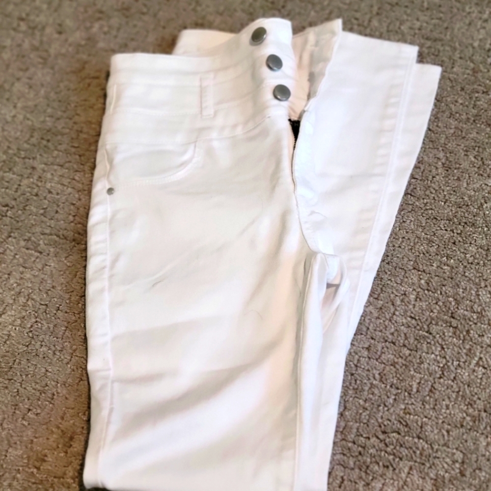 Size 2 White Refuge High Waisted Skinny Jeans
